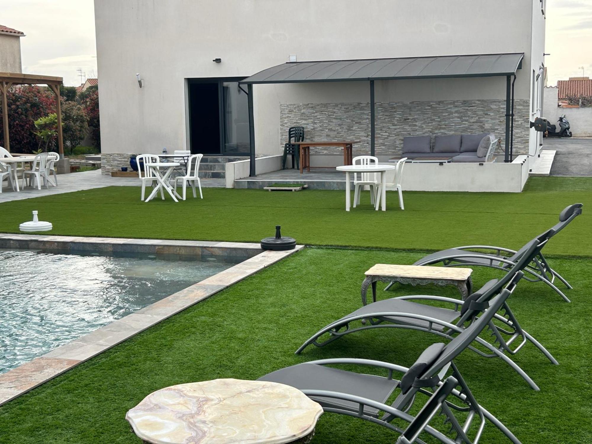 Grande Villa Avec Piscine Bompas  المظهر الخارجي الصورة