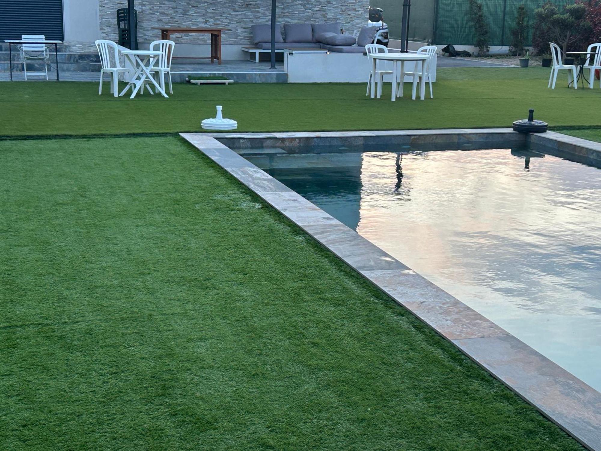 Grande Villa Avec Piscine Bompas  المظهر الخارجي الصورة